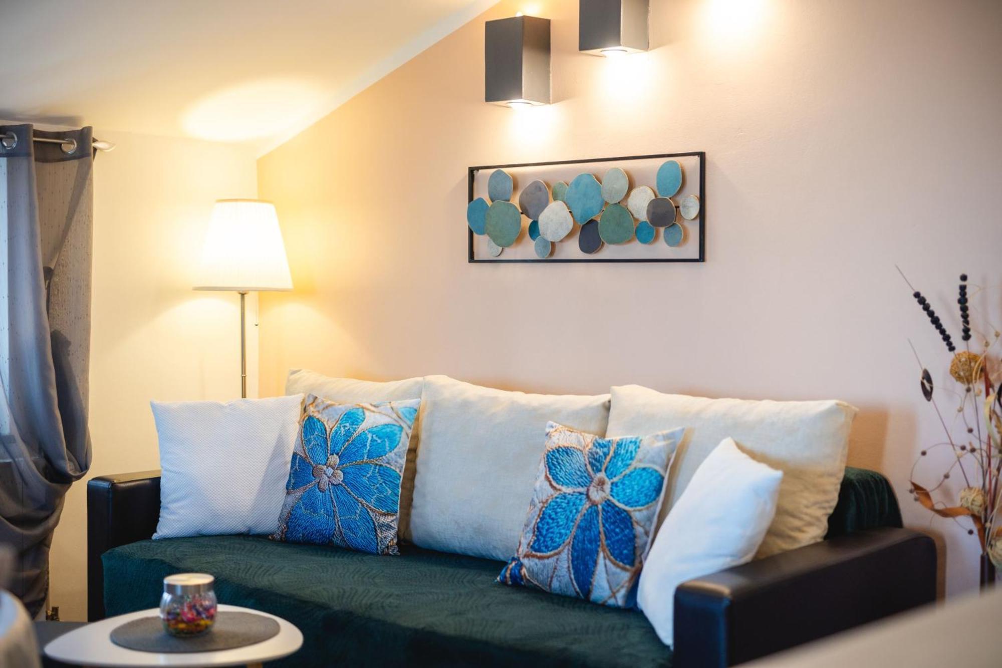 Apartman Luni Sa Bazenom - Malinska, Sveti Anton מראה חיצוני תמונה