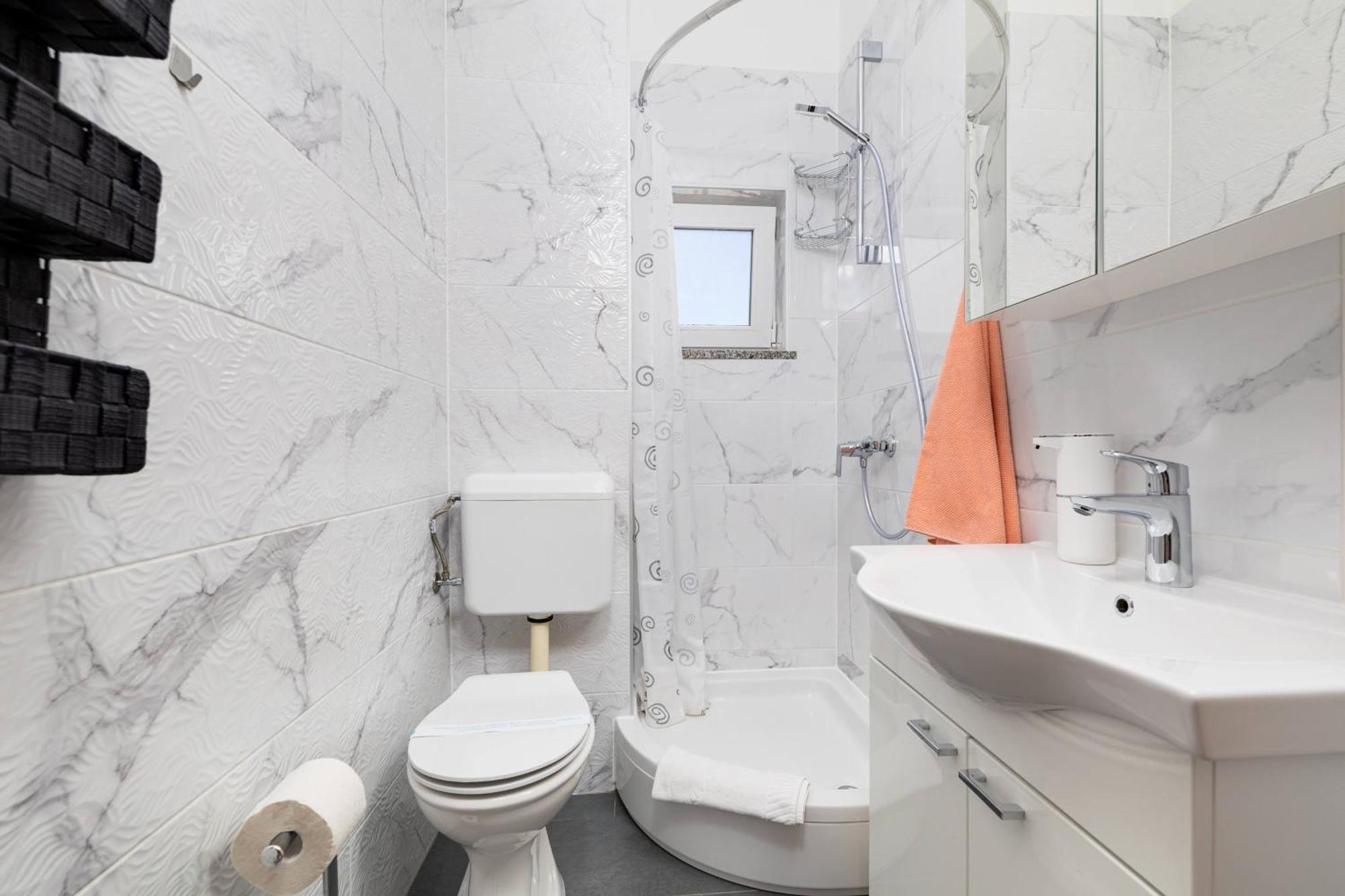 Apartman Luni Sa Bazenom - Malinska, Sveti Anton מראה חיצוני תמונה
